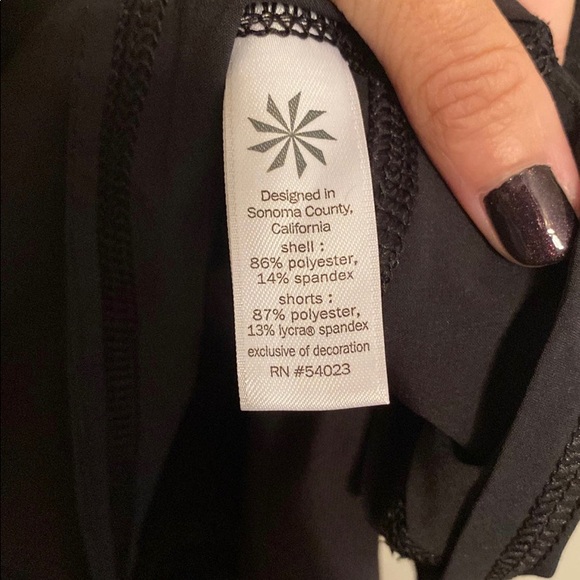 Athleta black size small shorts. - Picture 3 of 6